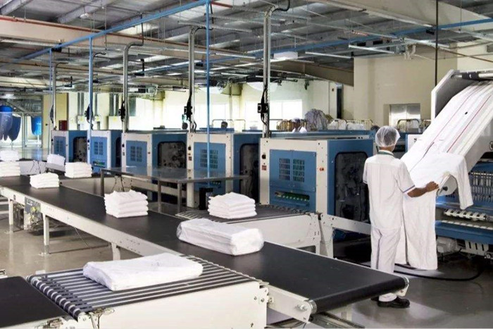 百?gòu)?qiáng)洗滌設(shè)備解析-水洗廠(chǎng)洗滌布草的操作步驟，注意事項(xiàng)